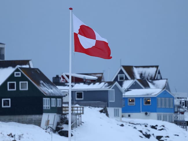 Bandera de Groenlandia. Foto: Sean Gallup/Getty Images