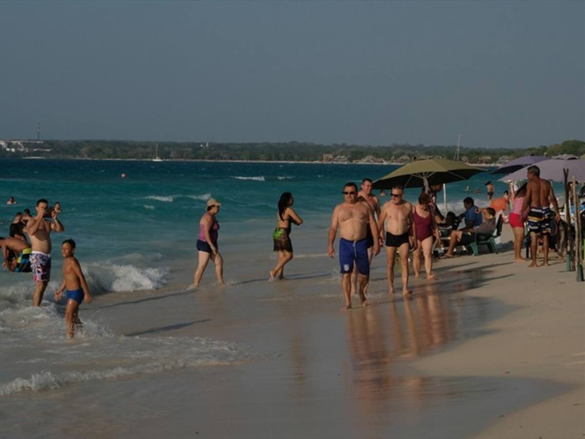 Nosotros no vamos a dar marcha atrás: Minambiente sobre cierre de Playa Blanca