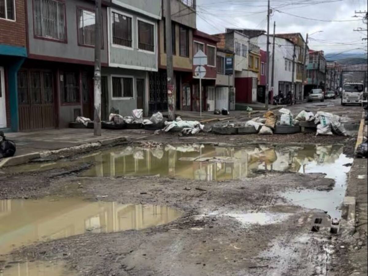 La calle del piscilago: Esta es la vía en pésimo estado que no es priorizada por el Distrito