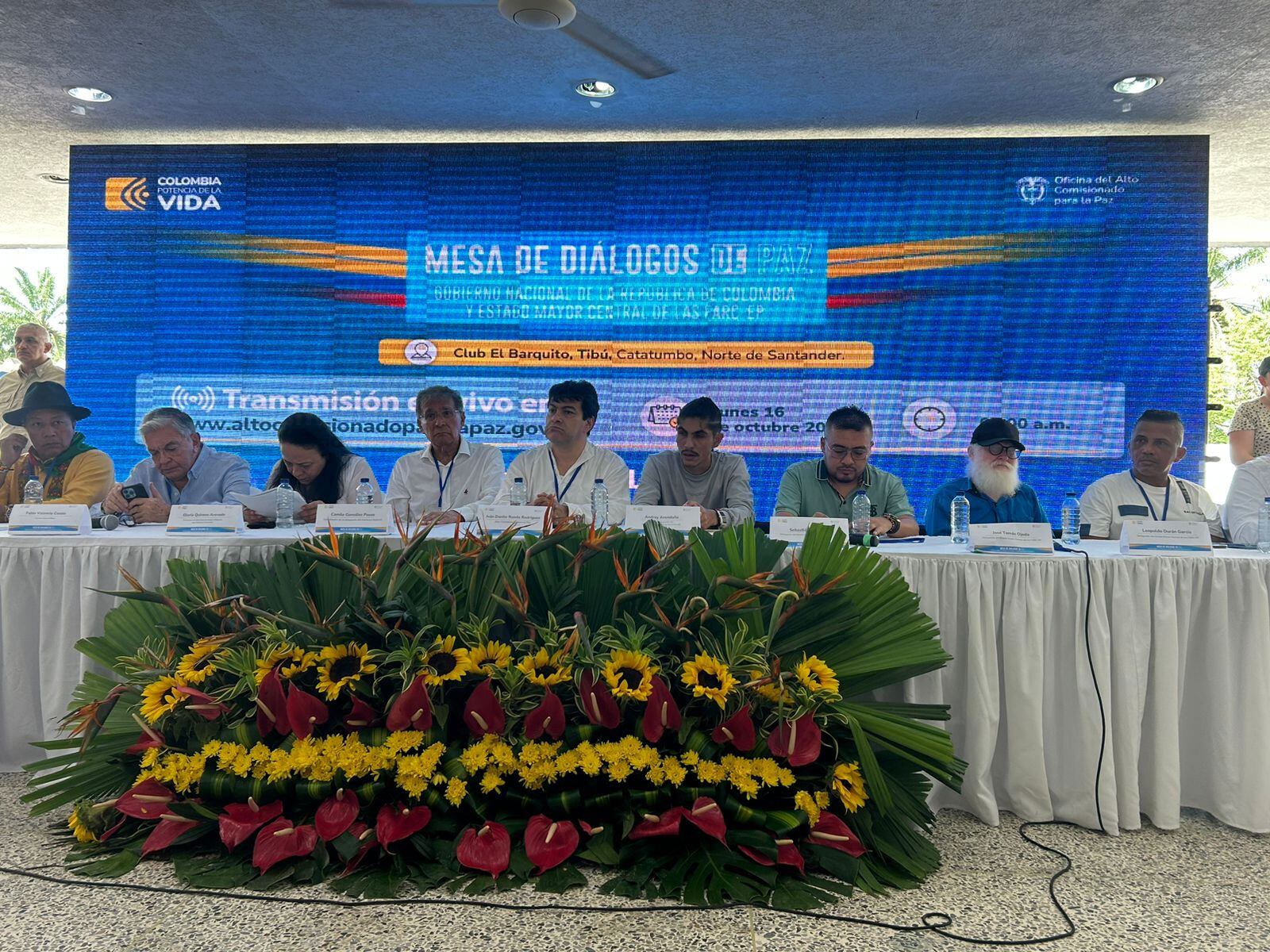 Mesa de diálogos entre el Gobierno y el Estado Mayor Central de las Farc. Foto Cristina Navarro/ Caracol Radio