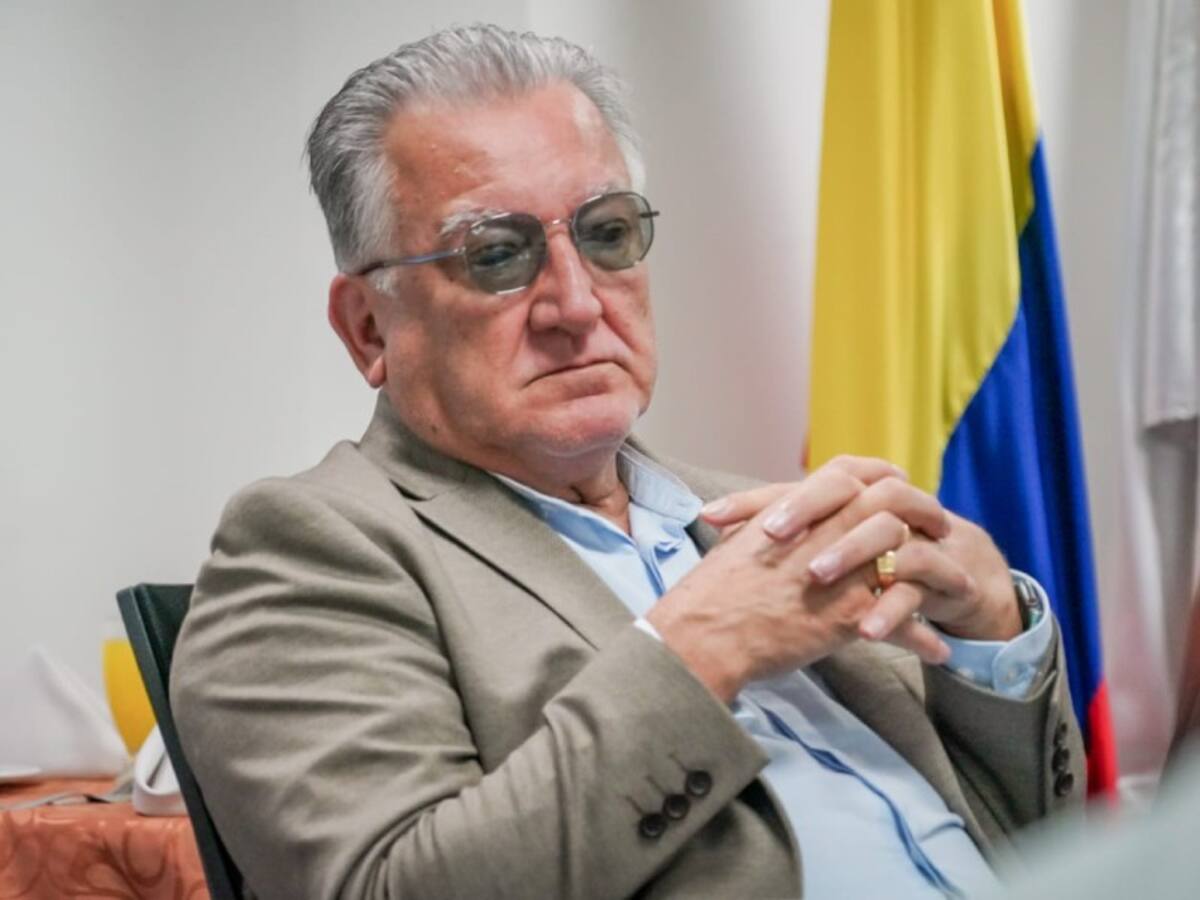 ¿Se acerca la salida de Dagoberto Quiroga de la Superintendencia de Servicios Públicos?