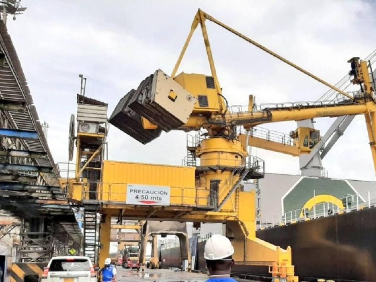 Supertransporte sancionó a Sociedad Portuaria de Santa Marta y su operador