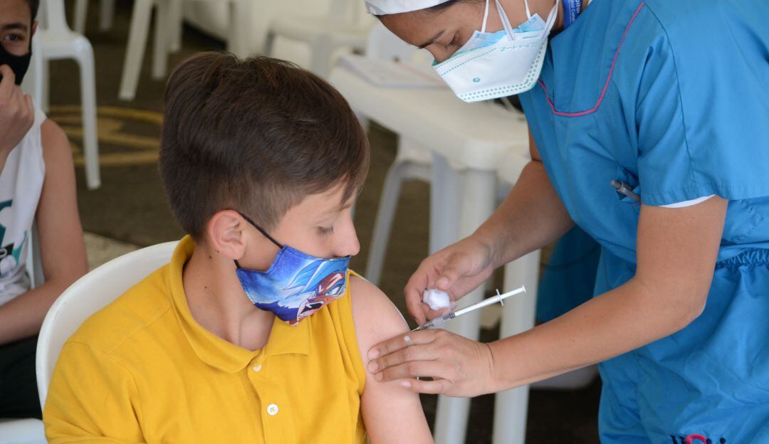 Puntos de vacunación contra COVID-19 en Bogotá. 