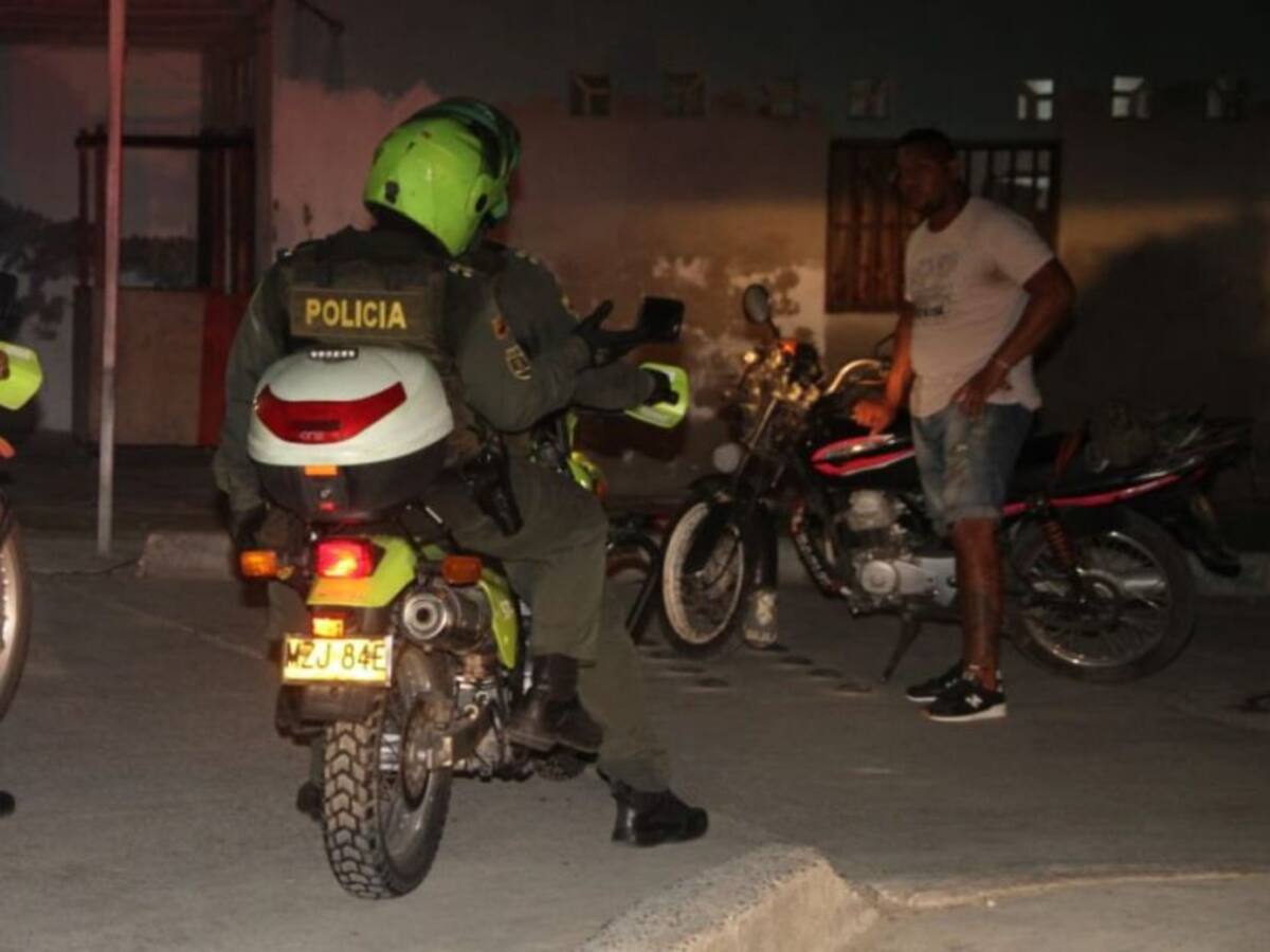 Van más de 200 policías con COVID-19 en Barranquilla