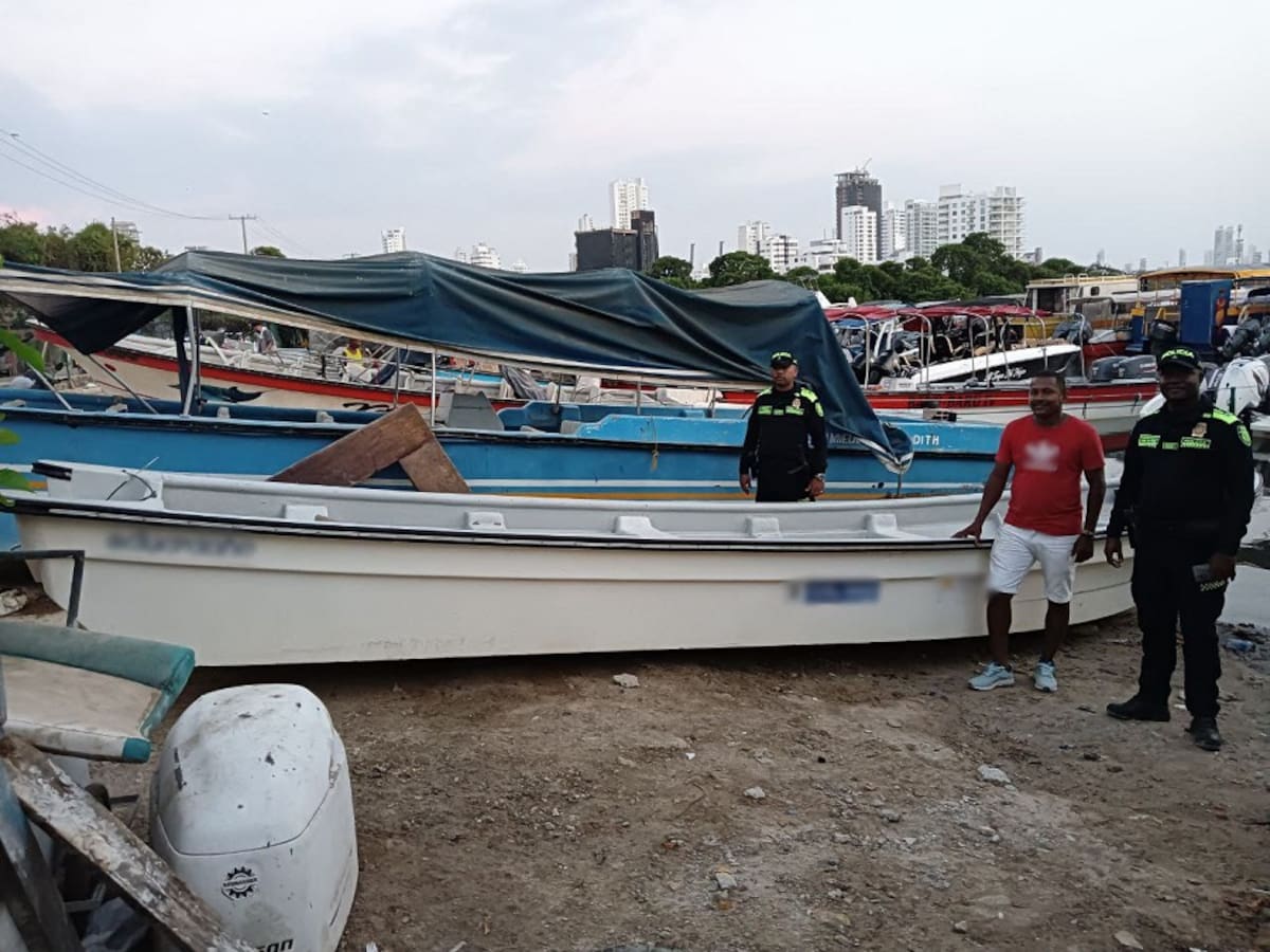 Policía recuperó lancha robada en las playas de La Boquilla