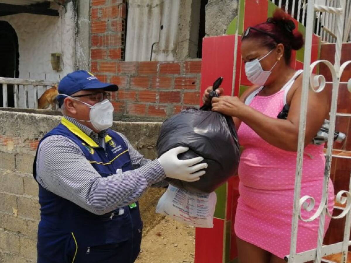 Santa Cruz del Islote y sectores de Cartagena reciben ayudas