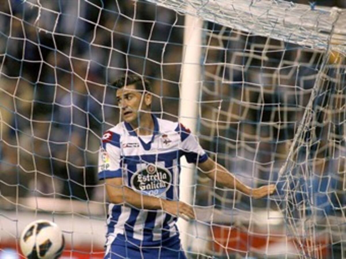 Deportivo La Coruña de Abel Aguilar descendió a la segunda división de España