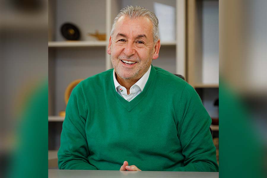 El concejal Daniel Briceño alerta sobre una posible pérdida de hasta 74 mil millones de pesos en el SENA, bajo la gestión de Jorge Eduardo Londoño.