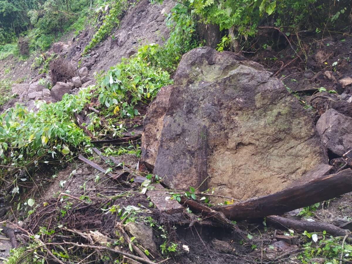 Ola invernal deja 36 puentes colapsados en Boyacá