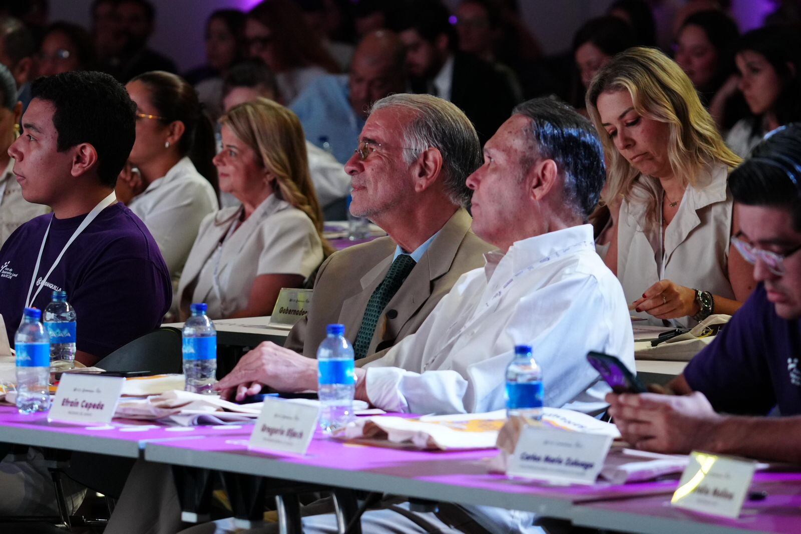 Senador Efraín Cepeda.