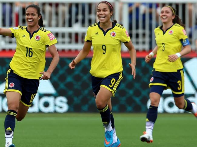 Debate "¿En el fútbol deben ganar igual las mujeres que los hombres?