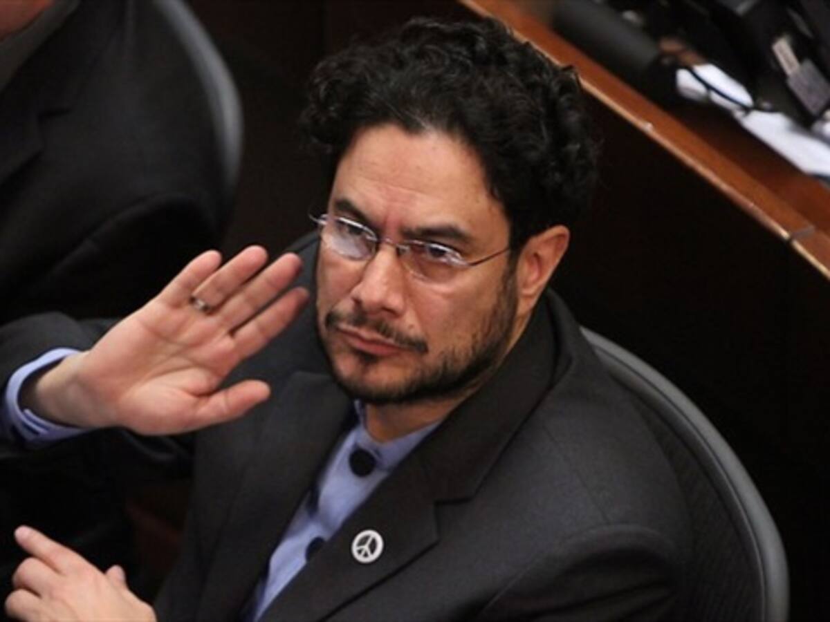 La gira de Cepeda para contrarrestar ataques de Uribe a la paz en EE.UU.