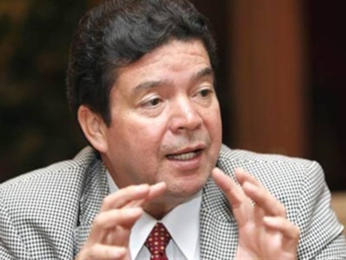 Centrales obreras celebran la decisión del gobierno de negociar desde ya el salario del 2010