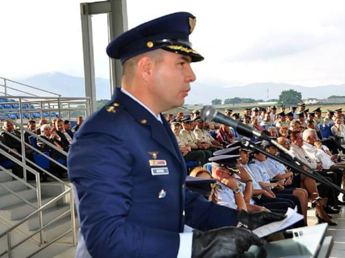 Relevo en el Comando Aéreo de Combate No.7 en Cali