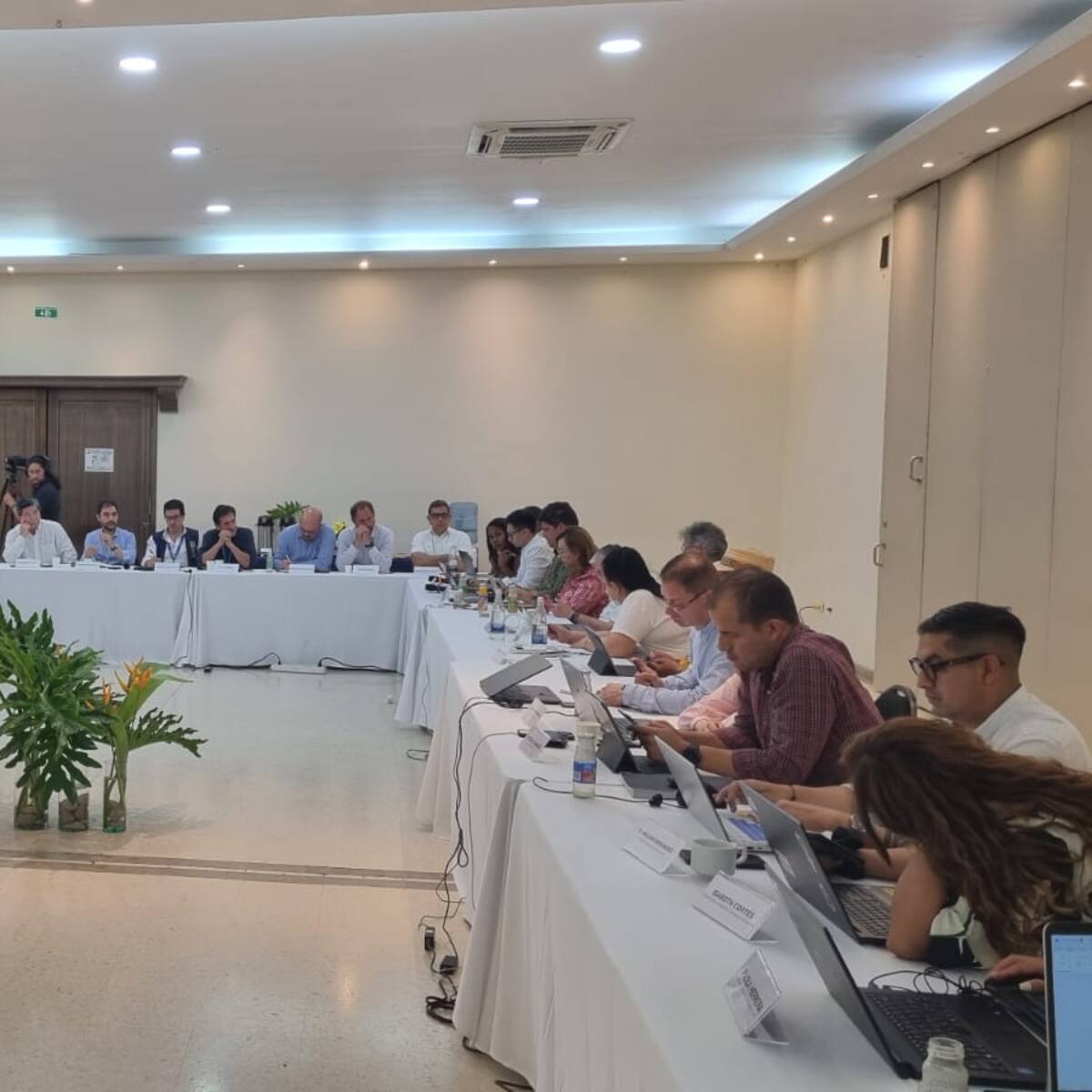 ¿Qué acordaron las delegaciones del Gobierno y los bloques liderados por alias ‘Calarcá’?