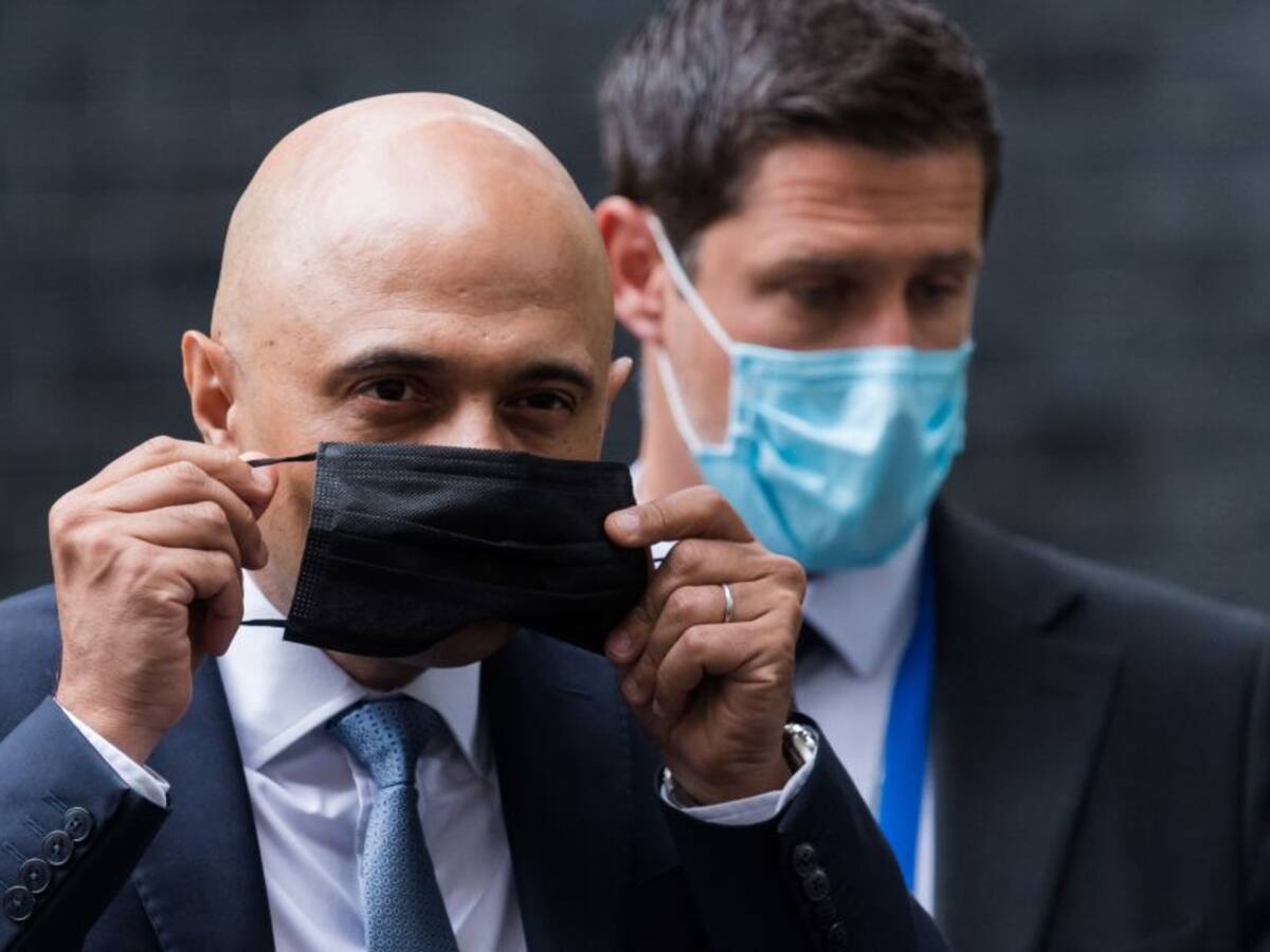 R. Unido iniciará vacunación de refuerzo en septiembre