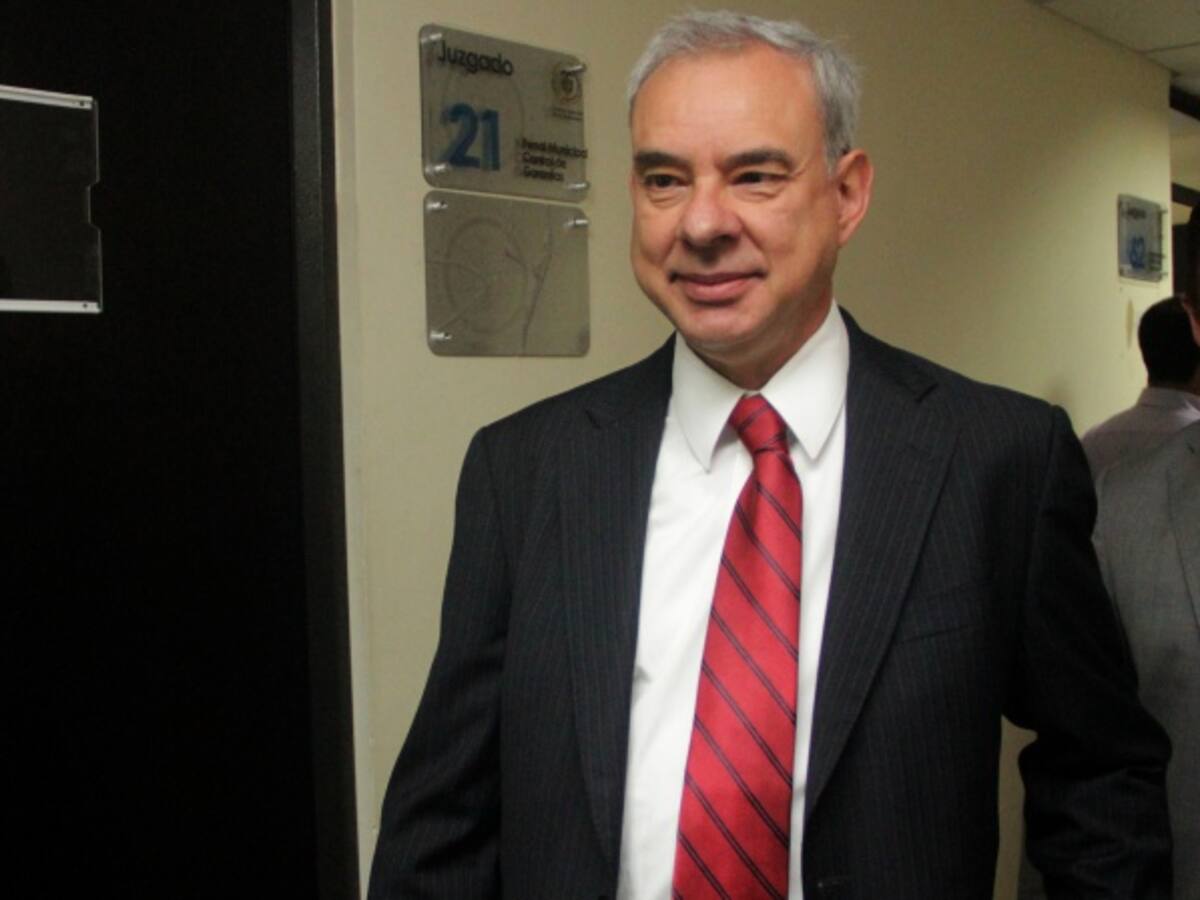 A juicio exmagistrado Rodrigo Escobar Gil por escándalo de Fidupetrol