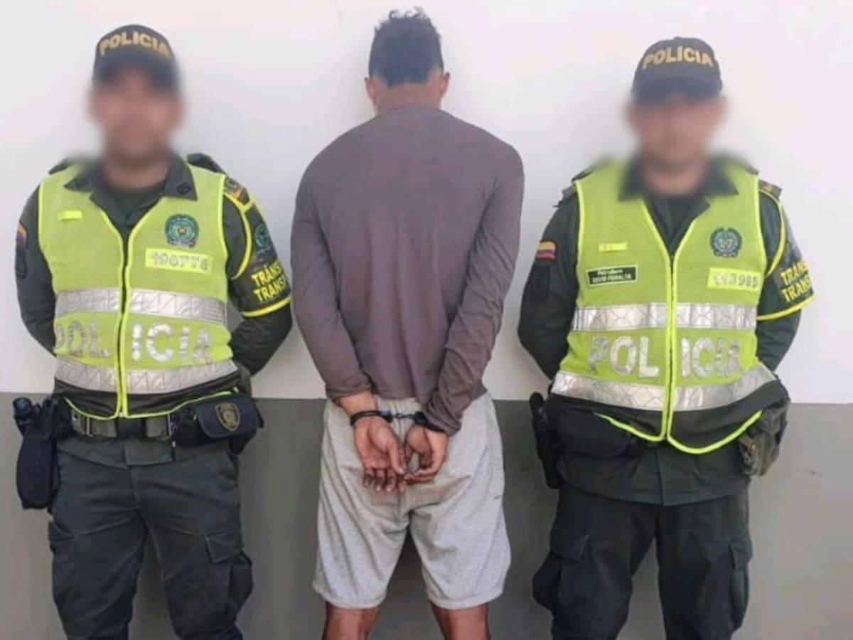 Andaba campante y sonante con dos armas de fuego en María La Baja