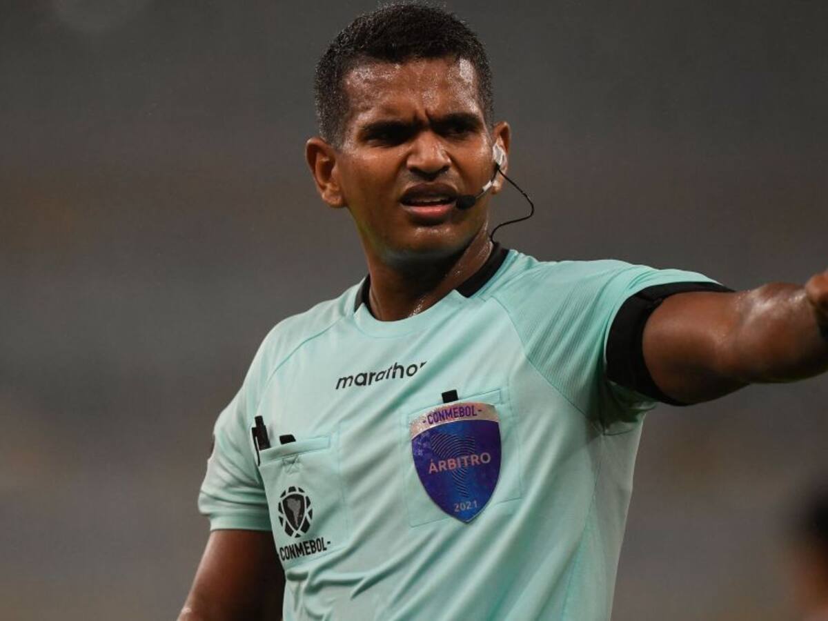 Alexis Herrera, el árbitro que dirigirá el juego Bolivia Vs. Colombia