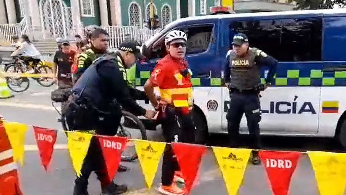 VIDEO | Policía arrestó a guardián de la ciclovía que reclamó exceso de velocidad a patrulla