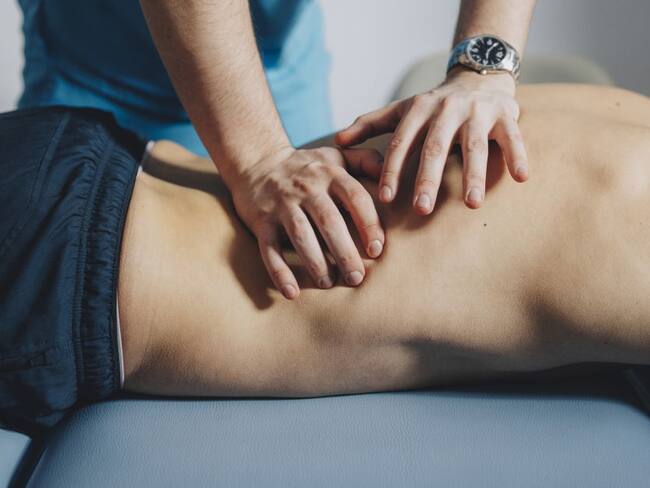 ¿Qué es la osteopatía y cómo ayuda a equilibrar el cuerpo?