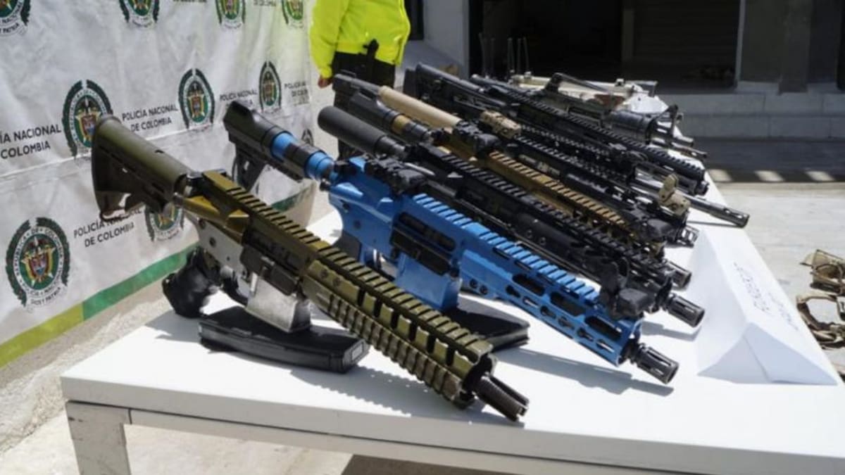 Policía Nacional confisca poderoso arsenal de guerra de 'Los Pachenca'