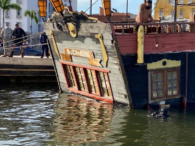 Capitanía de Puerto de Cartagena advirtió deterioro del galeón Bucanero