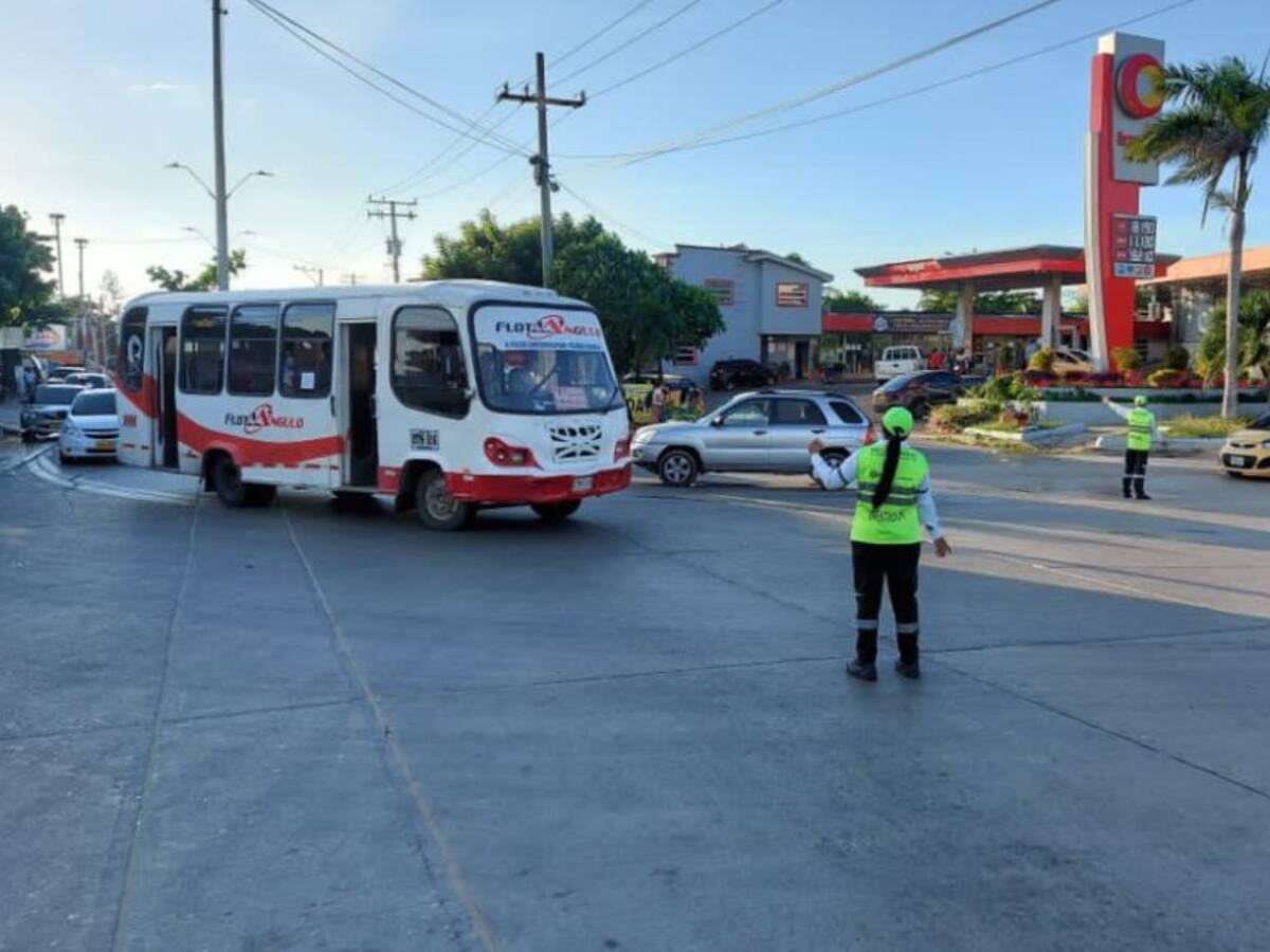 Orientadores de movilidad de Barranquilla reclaman salarios atrasados