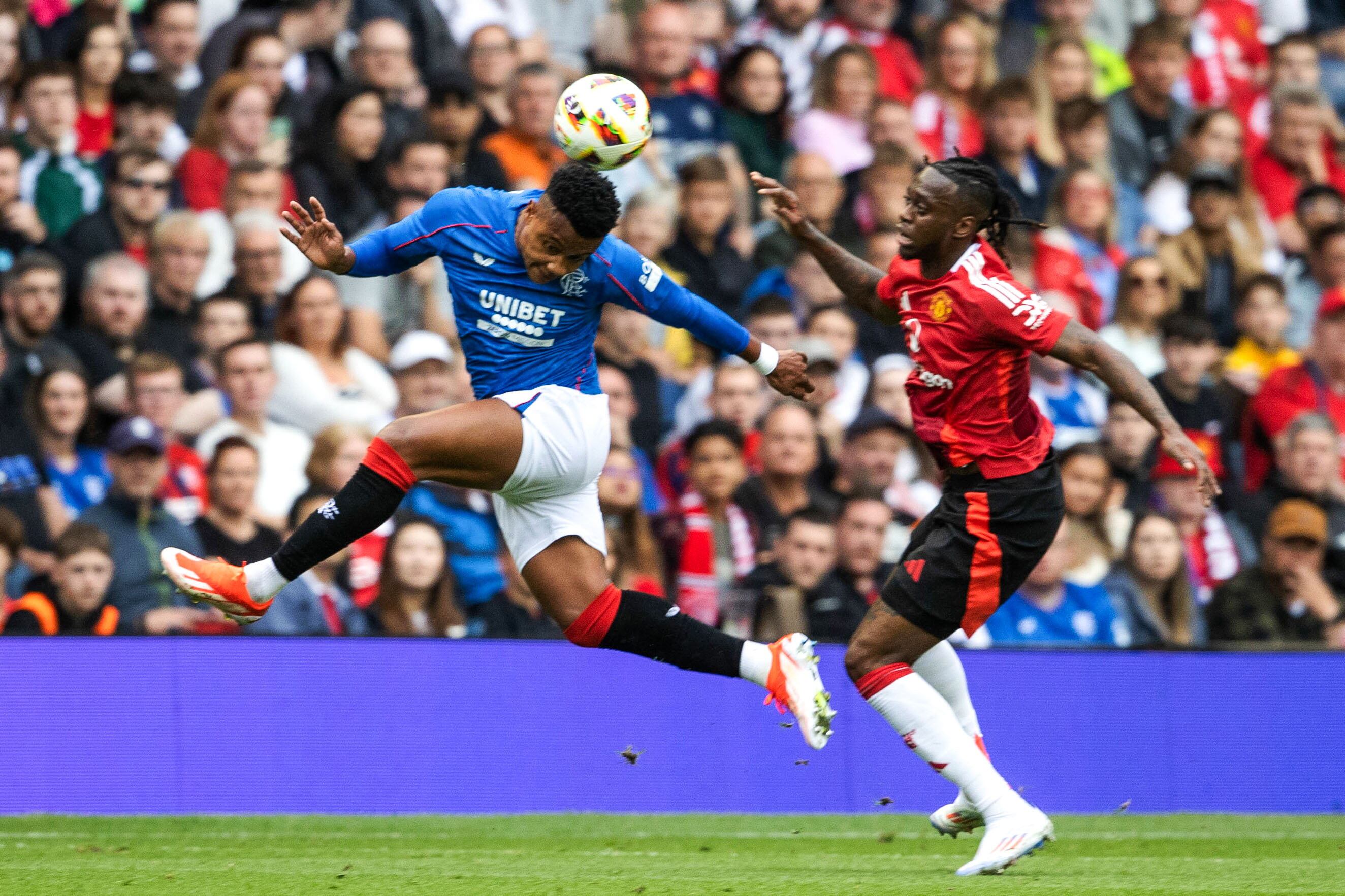 Oscar Cortes vs Manchester United  via Getty Images)