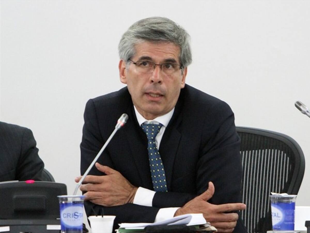Minjusticia renunciará si lo ternan para la Fiscalía General