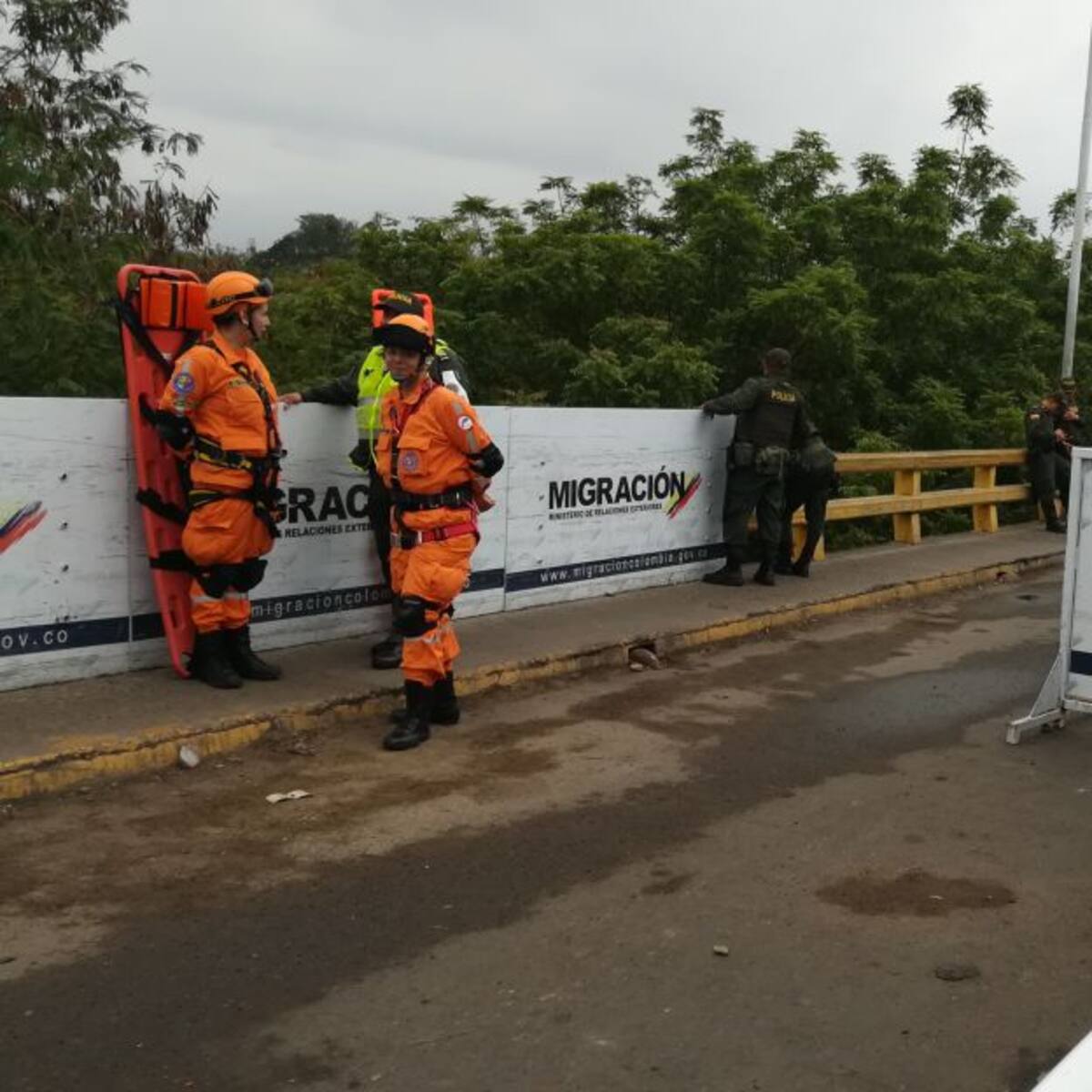 Autoridades revisan condiciones de los pasos binacionales