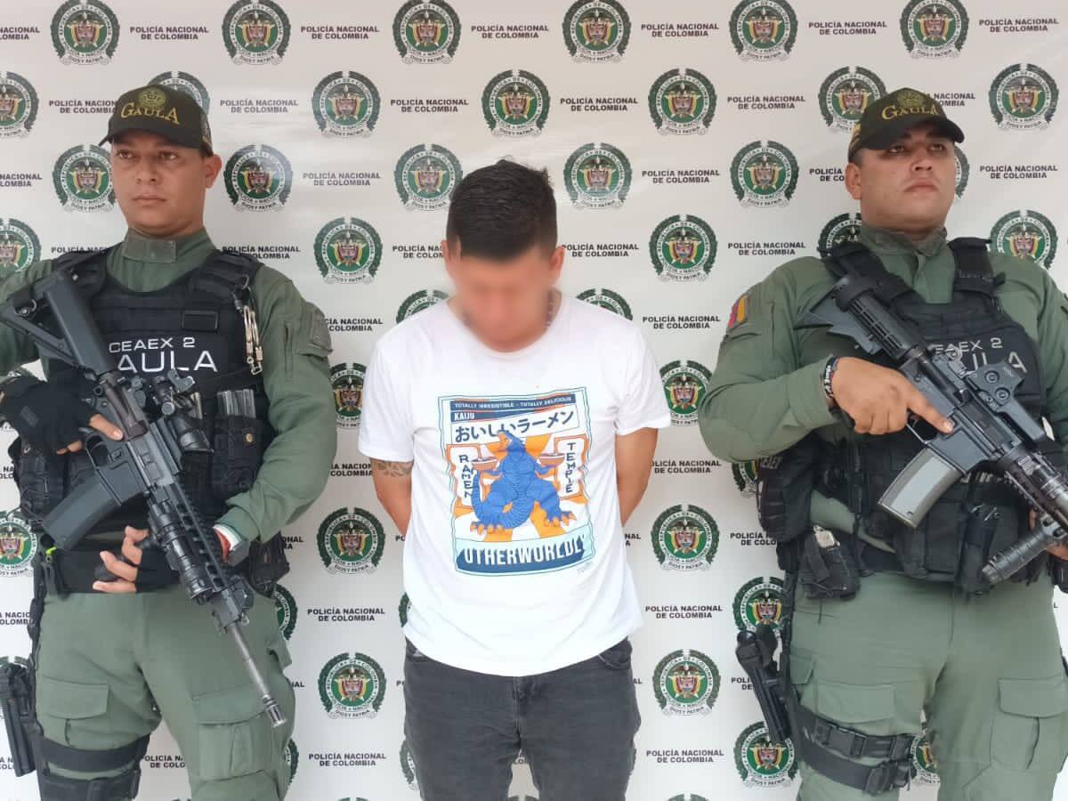 En el Huila capturan hombre que incinero bus de la empresa Coomotor