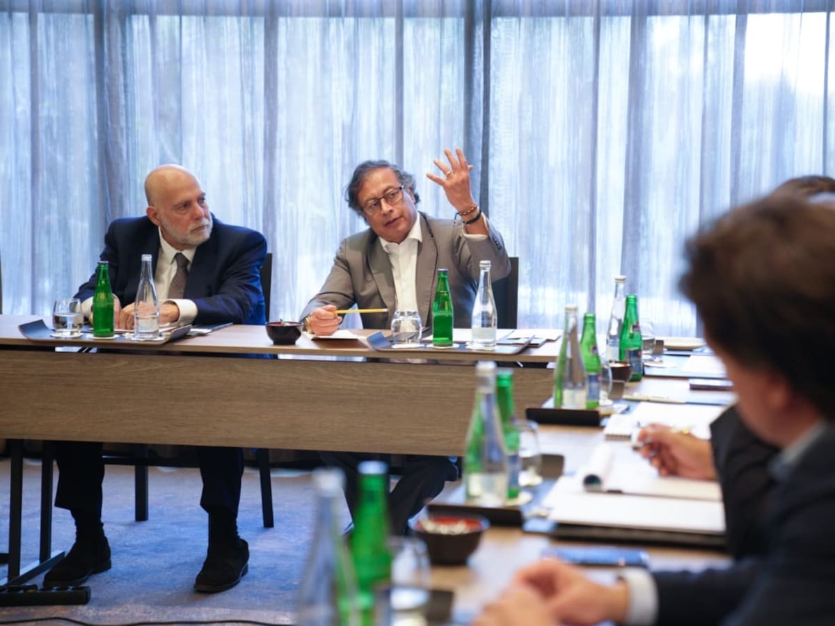 Denuncian a Petro por abuso de autoridad y prevaricato, tras declaraciones contra Barbosa