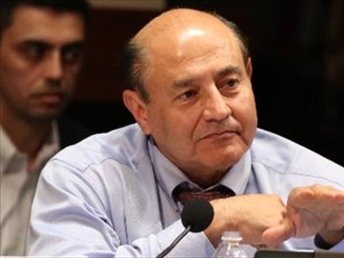 Las duras críticas del congresista demócrata José Luis Correa hacia Donald Trump