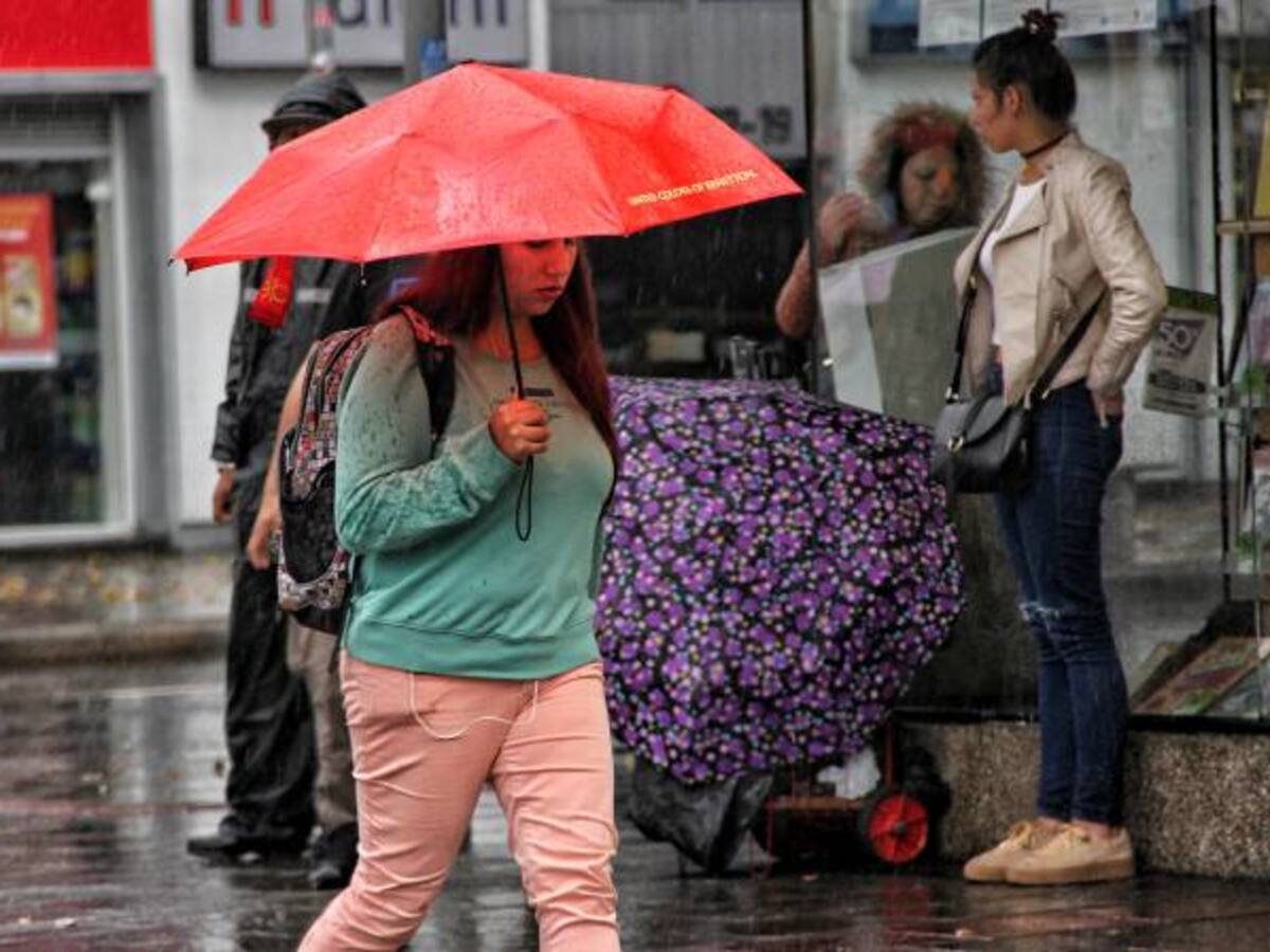 Derrumbes en Sibaté y creciente del río Gualivá dejan lluvias en Cundinamarca