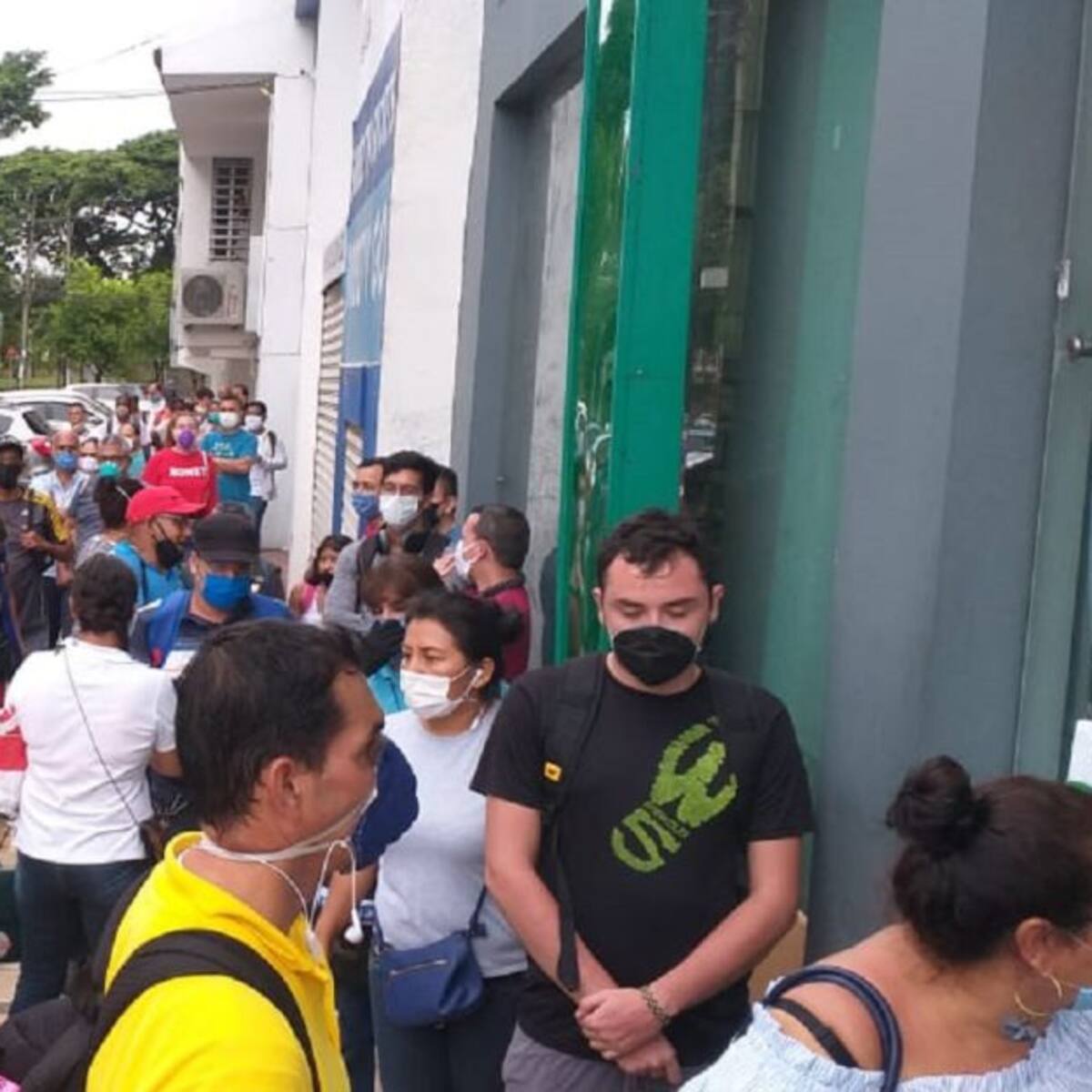 Con lentitud y mal servicio a domicilio farmacias exponen a pacientes