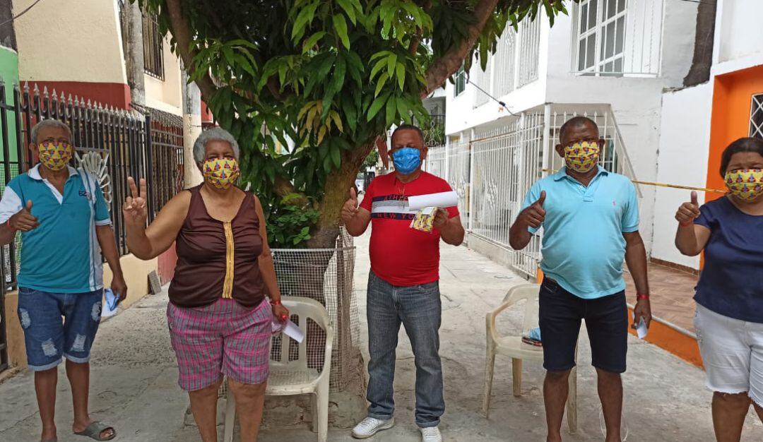 Residentes del sector Los Pitufos