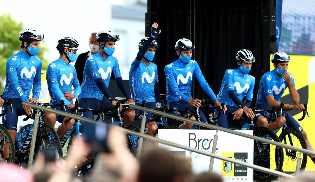 Equipo Movistar en la presentación del Tour de Francia