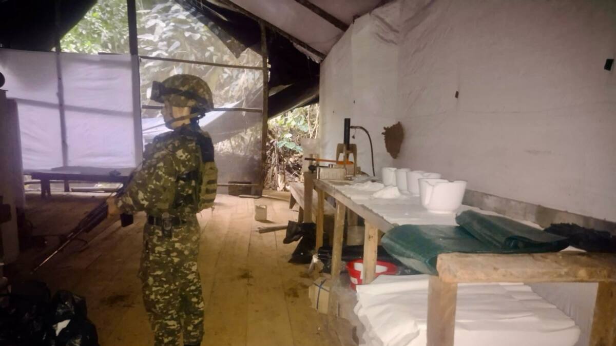 El ejército destruyó un gigantesco laboratorio de cocaína que generaba USD 7.5 millones al mes