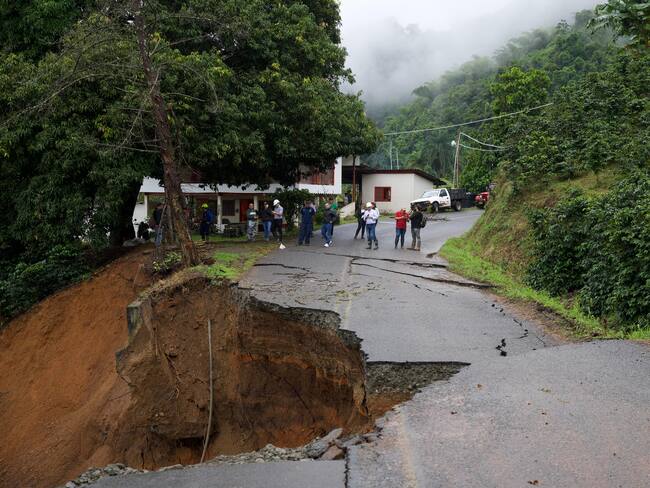 Vía Cachipay - Balboa (foto: Gobernación de Risaralda)