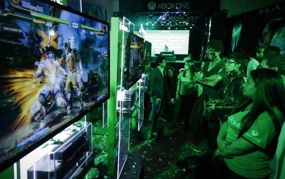 En la ciudad de Bogotá se realizó el lanzamiento del XBOX ONE para Colombia.