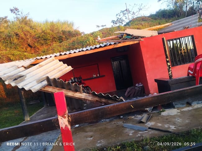 Casa afectada por vendaval en Campamento, Antioquia- foto alcaldía