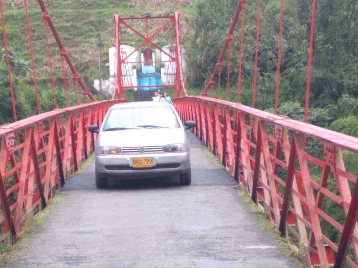 Habilitan nuevamente el Puente Olivares de Manizales