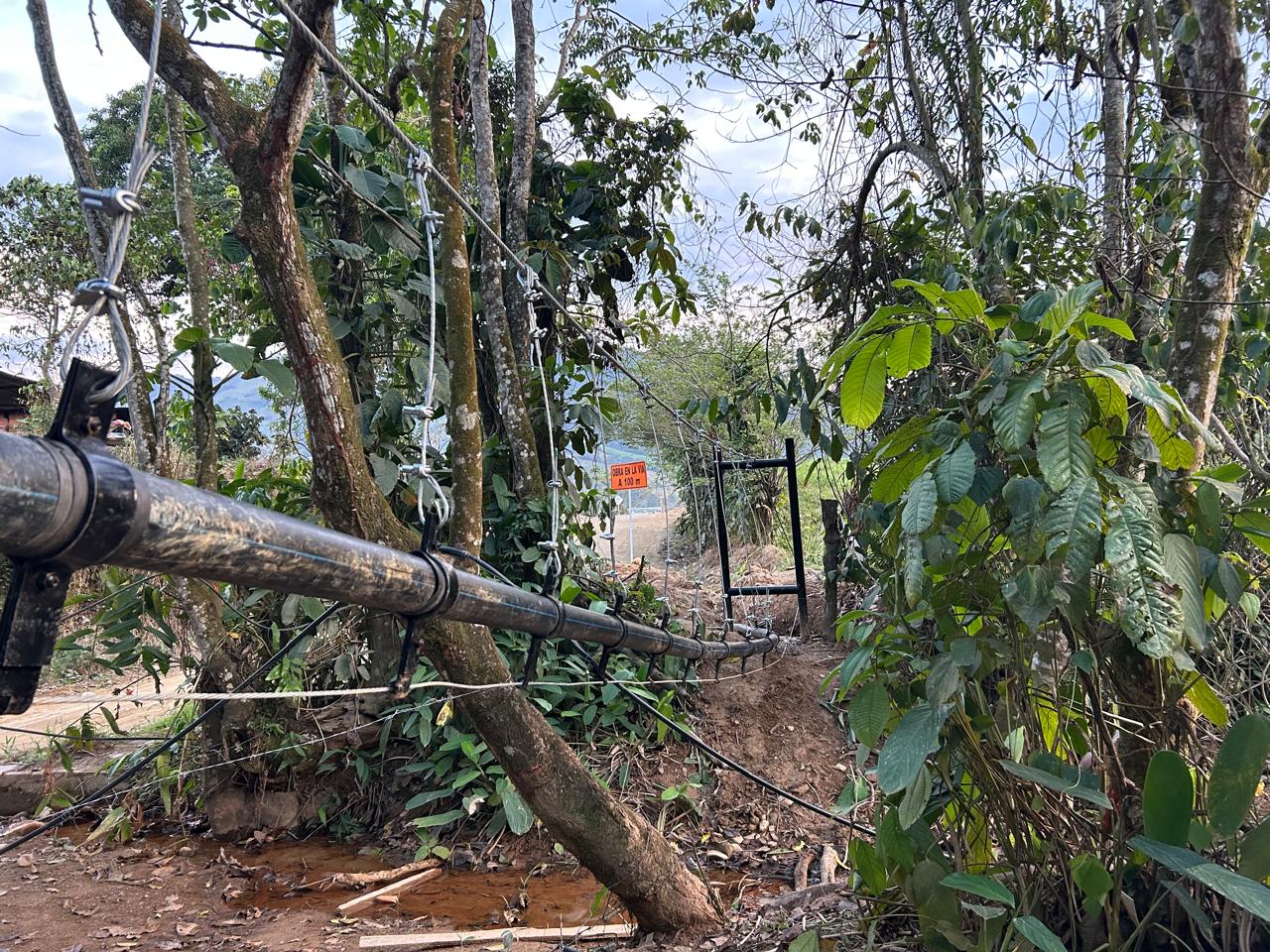Línea de agua en El Tarra, Norte de Santander. Foto Cristina Navarro /Caracol Radio