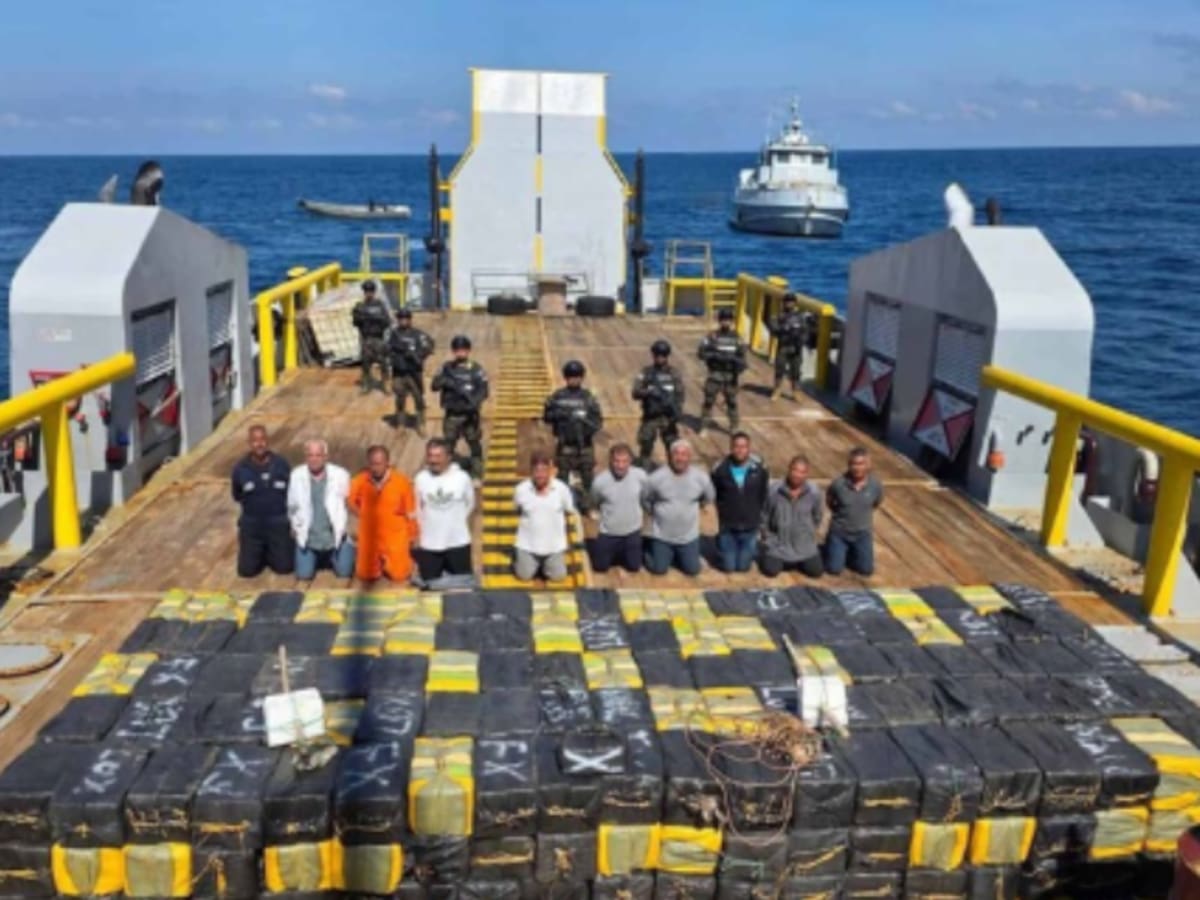 El Salvador incauta cargamento de cocaína más grande de la historia del país, según Bukele