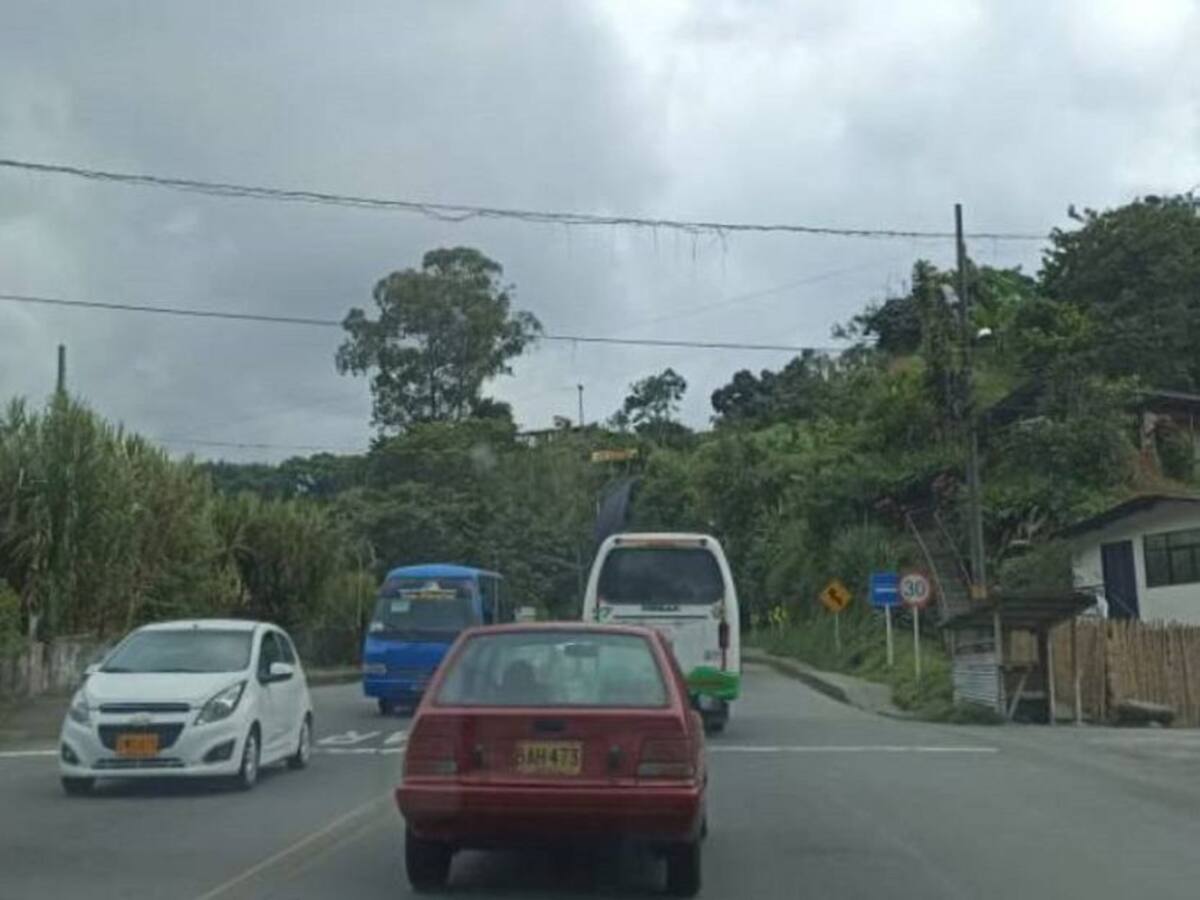 Habilitada la vía Calarcá – Armenia que registraba cierre por obras