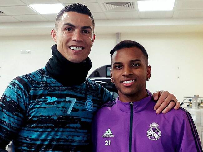 Cristiano Ronaldo junto con Rodrygo / @rodrygogoes