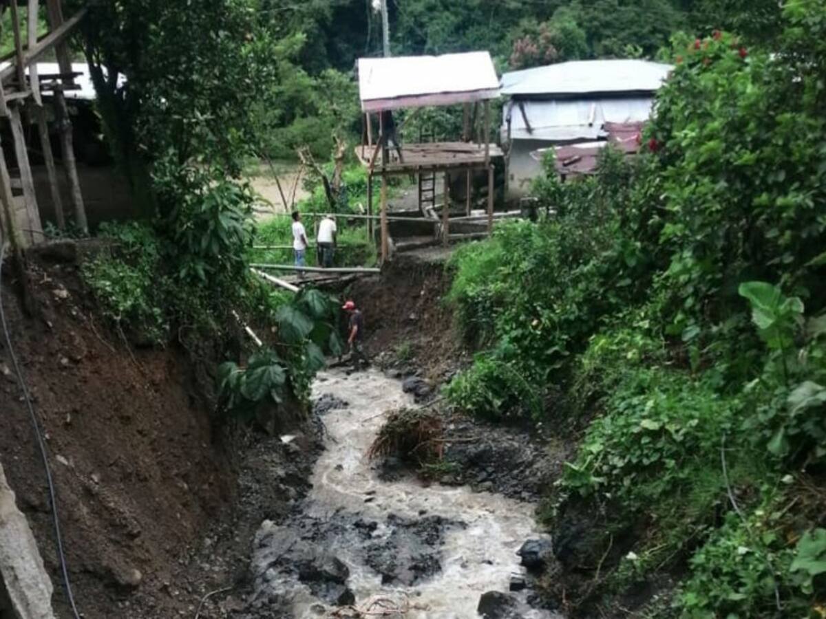 6 casas colapsaron y 6 mil personas quedaron incomunicadas en Dabeiba