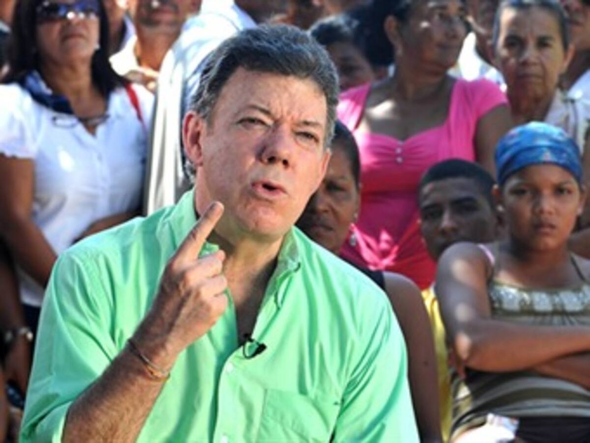 Un llamado a la unidad nacional para enfrentar la crisis invernal hizo el presidente Santos