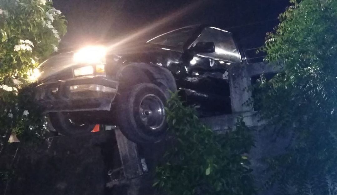 El siniestro se presentó en el sector de Ronda Real porque el vehículo particular perdió el control